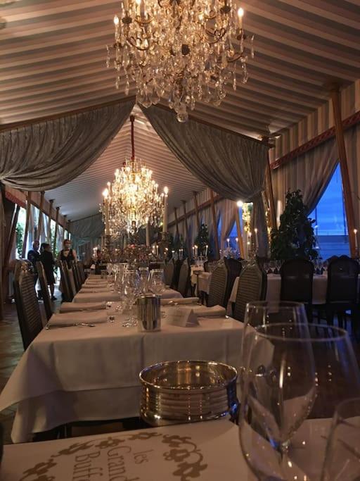 Studio Tout Equipe Pres Des Grands Buffets, Narbonne Нарбонна Экстерьер фото